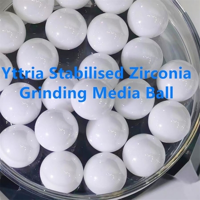 95 यत्रिया ज़िरकोनिया बीड्स ग्राइंडिंग मीडिया 50 मिमी बॉल्स इलेक्ट्रॉनिक के लिए उच्च शक्ति