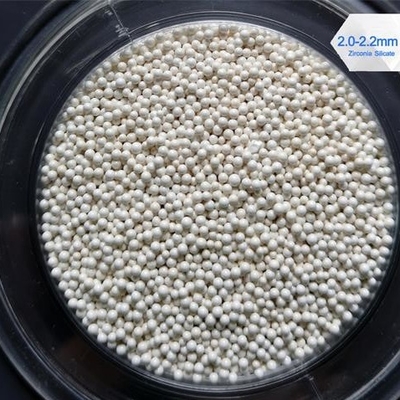 1.8 - 2.0 मिमी / 2.0 - 2.2 मिमी ज़िरकोनिया सिरेमिक बॉल्स, 1.1KN सिरेमिक पीस बॉल्स
