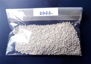 आकार 2.0-2.2 मिमी ZrO2 65% Zirconium सिलिकेट पीस कोटिंग कोटिंग पीस के लिए मीडिया