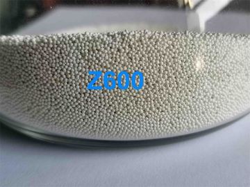 Z600 600 - 850μM सिरेमिक शॉट Peening उच्च कठोरता चिकना सतह सफेद रंग